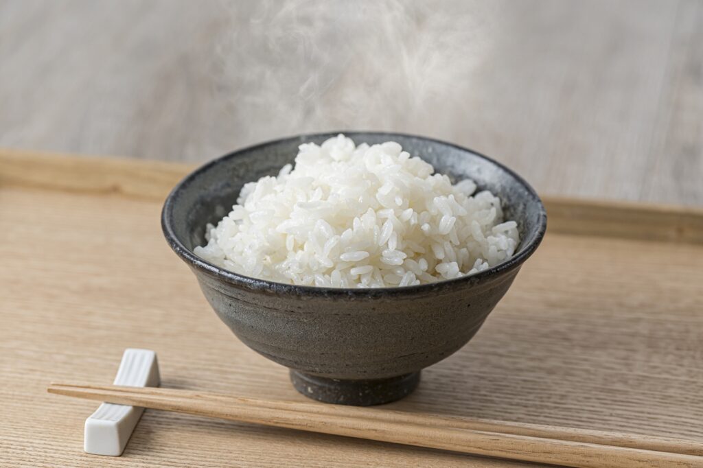 炊きたてご飯の画像