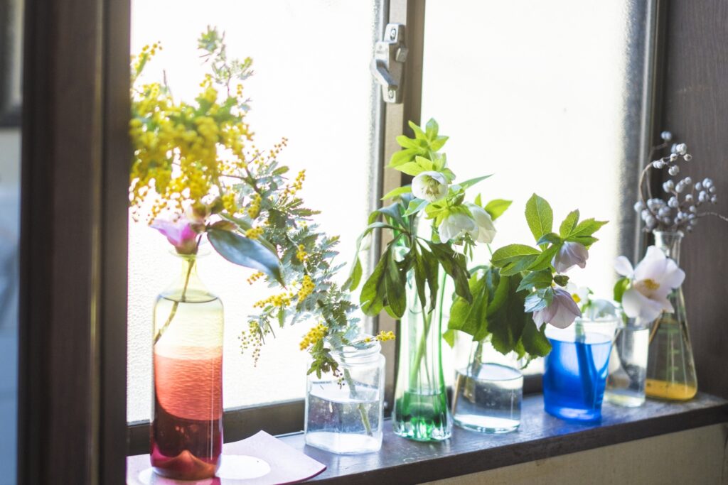 春インテリアのつくり方 玄関の花